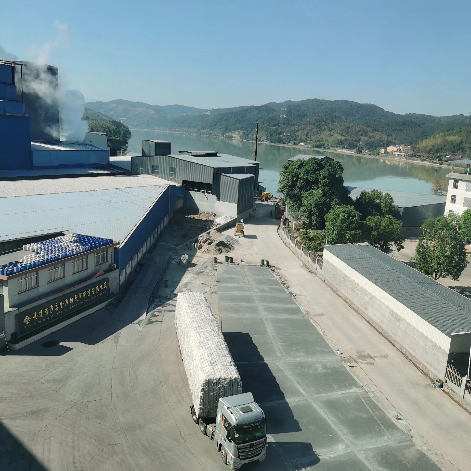 Fógra Saoire JK Silica 2025